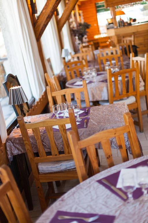 Hotel Restaurant La Darbella Les Rousses Zewnętrze zdjęcie