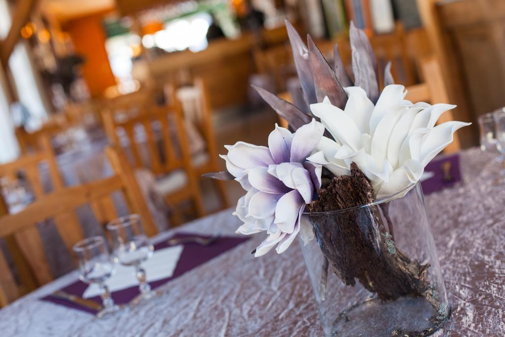 Hotel Restaurant La Darbella Les Rousses Zewnętrze zdjęcie