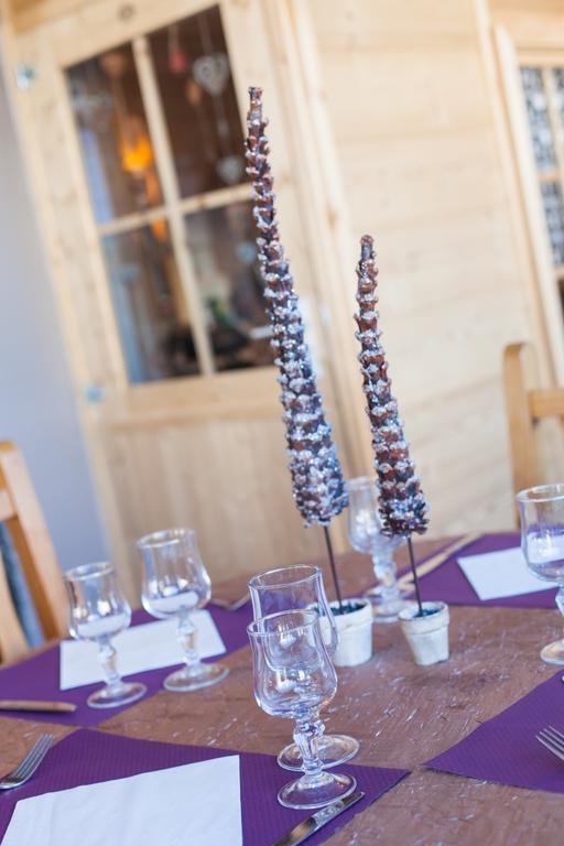 Hotel Restaurant La Darbella Les Rousses Zewnętrze zdjęcie