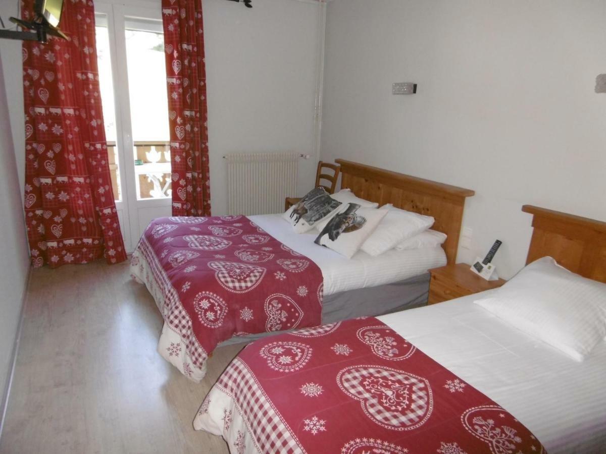 Hotel Restaurant La Darbella Les Rousses Zewnętrze zdjęcie