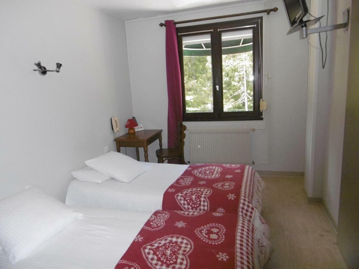 Hotel Restaurant La Darbella Les Rousses Zewnętrze zdjęcie